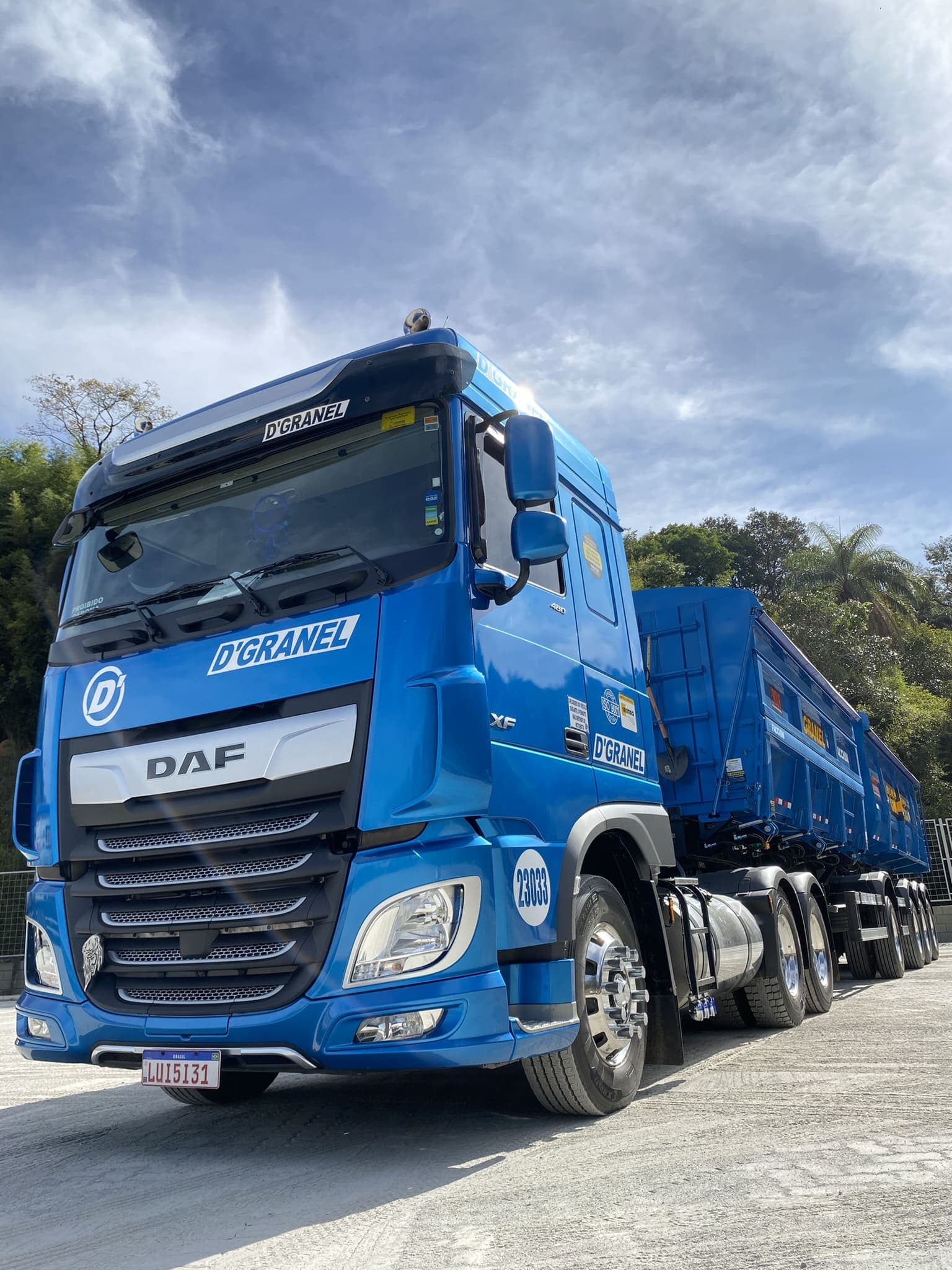 Vagas de Emprego na D'GRANEL TRANSPORTES E COMERCIO LTDA